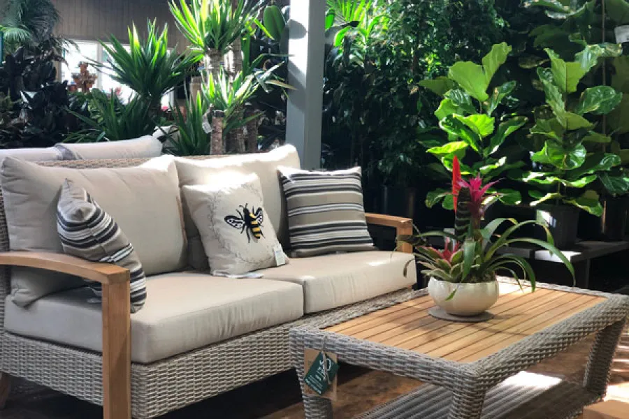 Beighe patio furniture - teak and wicker